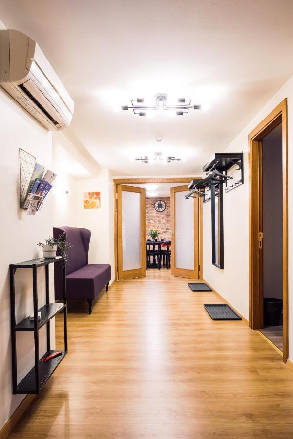 Rothko Apartment/8 Guests/4Bedrooms/Riga Old Town Esterno foto
