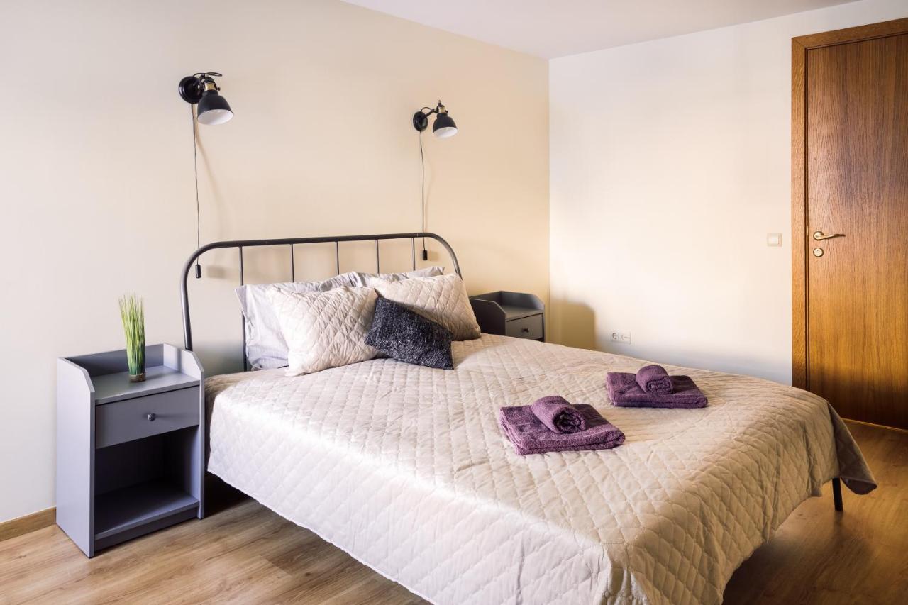 Rothko Apartment/8 Guests/4Bedrooms/Riga Old Town Esterno foto