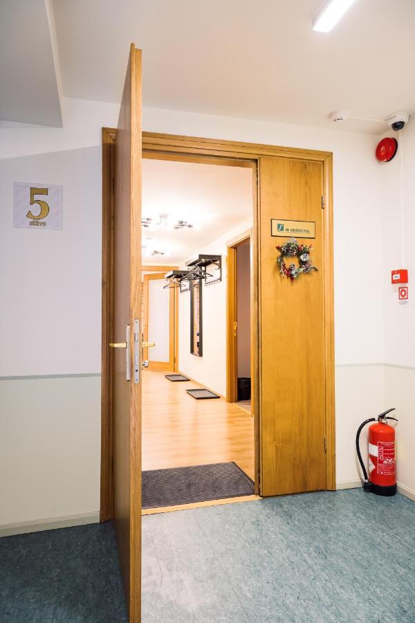 Rothko Apartment/8 Guests/4Bedrooms/Riga Old Town Esterno foto