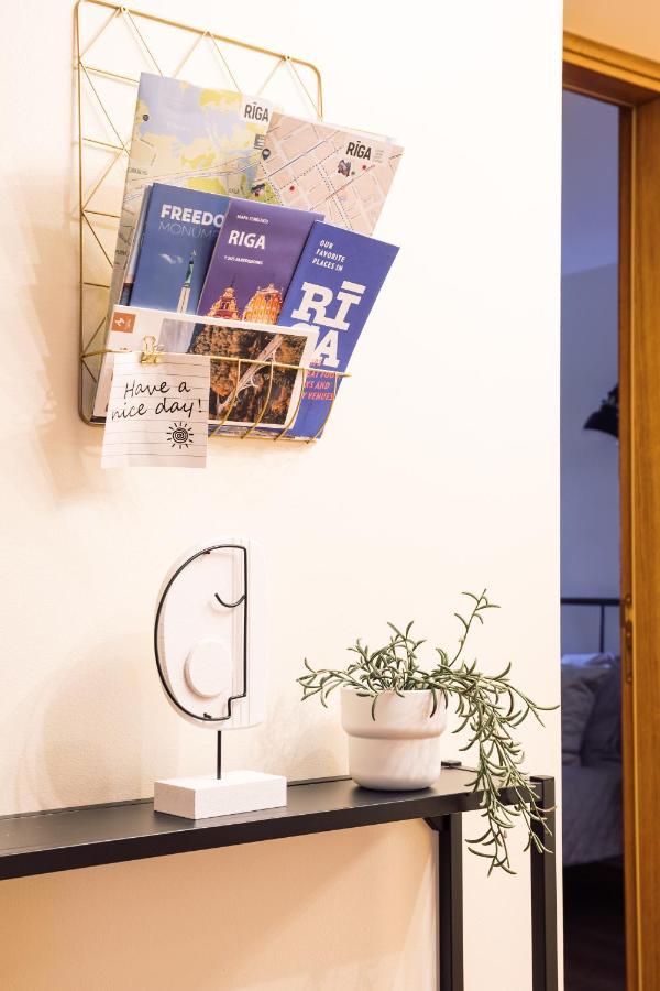 Rothko Apartment/8 Guests/4Bedrooms/Riga Old Town Esterno foto