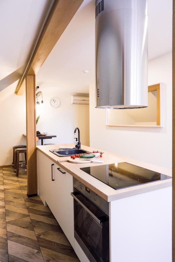 Rothko Apartment/8 Guests/4Bedrooms/Riga Old Town Esterno foto