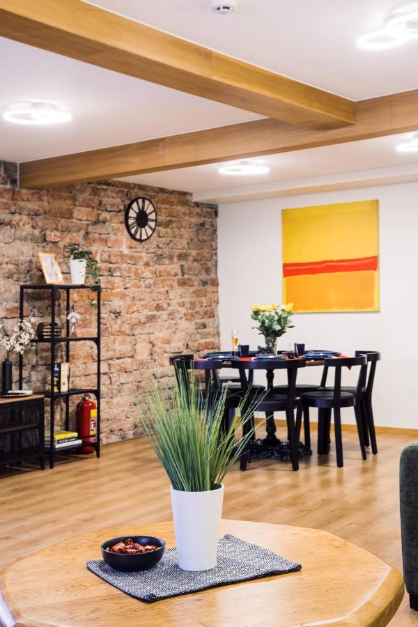 Rothko Apartment/8 Guests/4Bedrooms/Riga Old Town Esterno foto