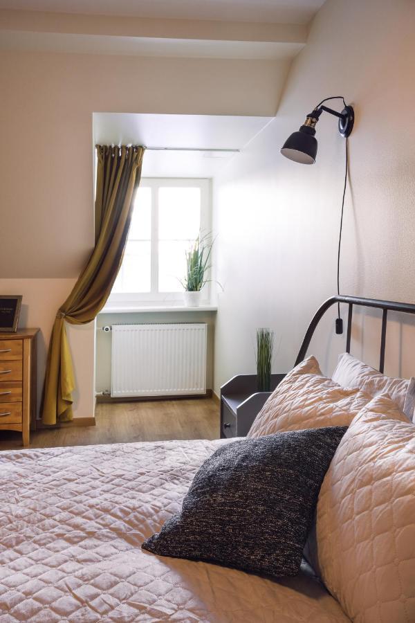 Rothko Apartment/8 Guests/4Bedrooms/Riga Old Town Esterno foto